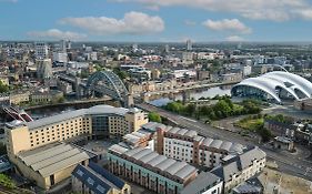 Hilton Newcastle Gateshead 4*