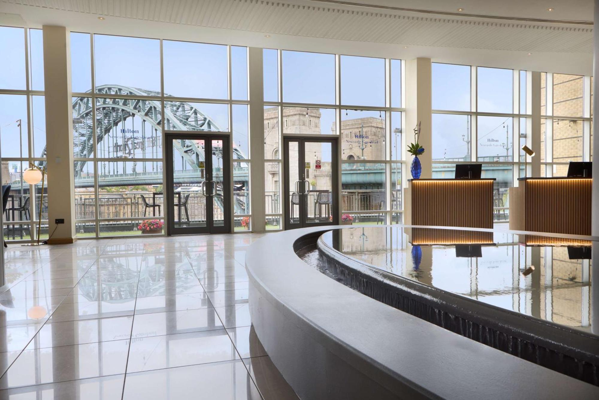 Отель Hilton Newcastle Gateshead Экстерьер фото