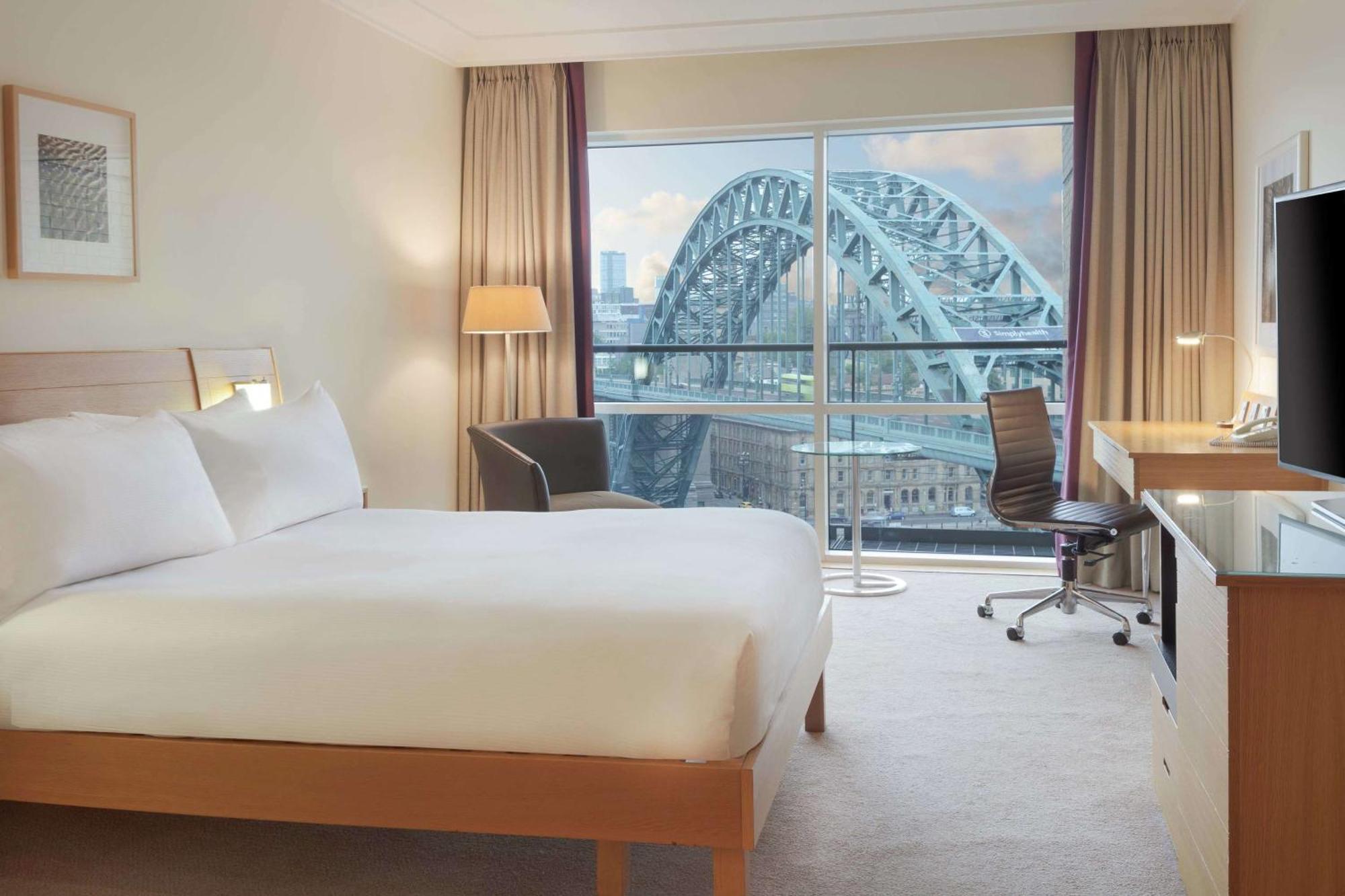 Отель Hilton Newcastle Gateshead Экстерьер фото